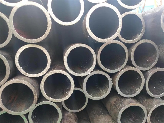 佛山10#结构用无缝钢管